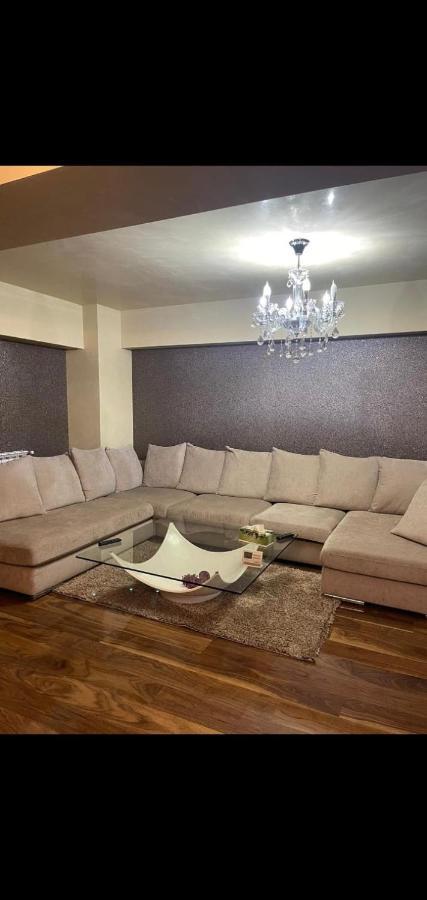 Apartament Lux Ultracentral Craiova Eksteriør bilde